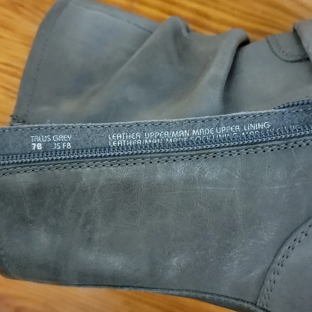 Earth Boots - Picture 5 of 5